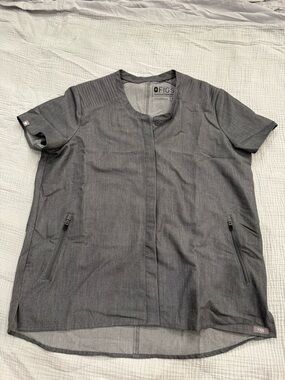Figs Technical Collection Gray Medical Top